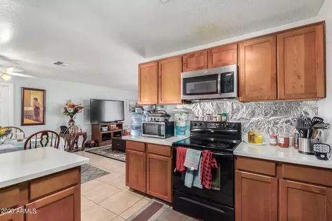 4708 W Mitchell Dr, Phoenix, AZ 85031