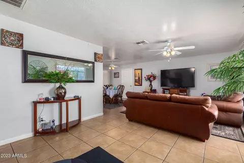 4708 W Mitchell Dr, Phoenix, AZ 85031 photo 8
