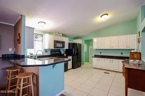 2937 E Sequoia Dr, Phoenix, AZ 85050 photo 7