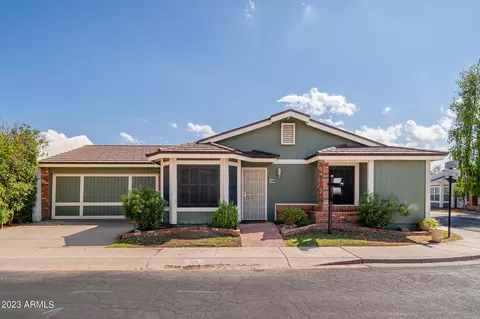 109 E Campo Bello Dr, Phoenix, AZ 85022