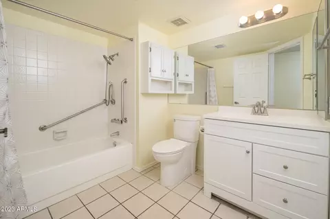 109 E Campo Bello Dr, Phoenix, AZ 85022 photo 13
