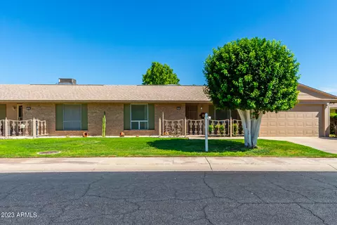 10442 W Roundelay Cir, Sun City, AZ 85351