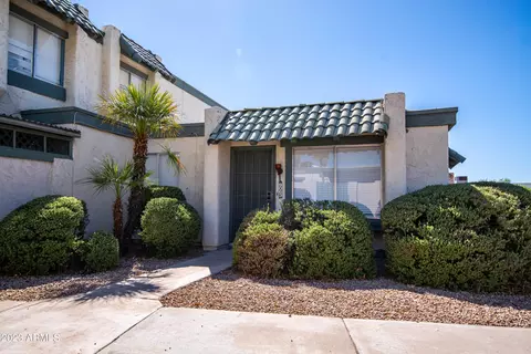 9063 N 52nd Ave, Glendale, AZ 85302