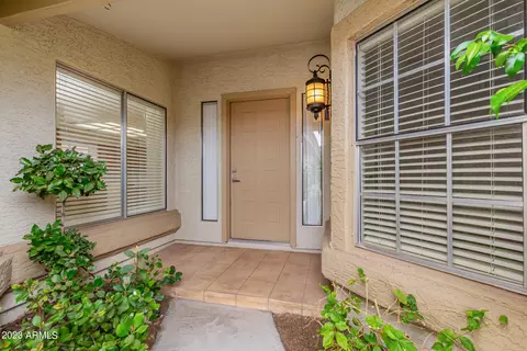 4232 E Amberwood Dr, Phoenix, AZ 85048 photo 4