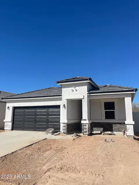 9502 E Orange Grove St, Florence, AZ 85132