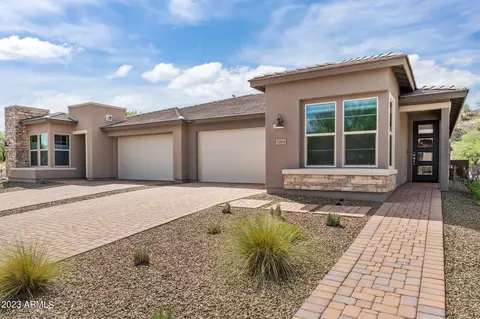 3261 Maverick Dr, Wickenburg, AZ 85390