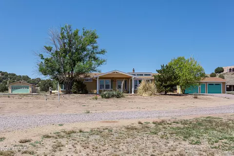 1075 W Missouri Ln, Chino Valley, AZ 86323