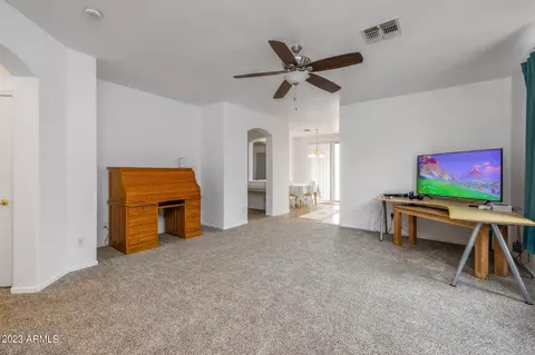 908 E Cathy Dr, Gilbert, AZ 85296 photo 4