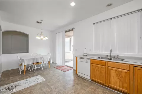 908 E Cathy Dr, Gilbert, AZ 85296 photo 10