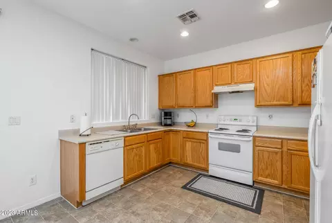 908 E Cathy Dr, Gilbert, AZ 85296 photo 7