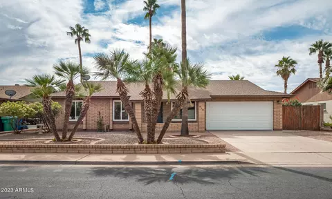 819 W Lindner Ave, Mesa, AZ 85210