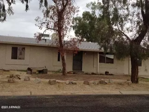 9534 E Quarterline Rd, Mesa, AZ 85207