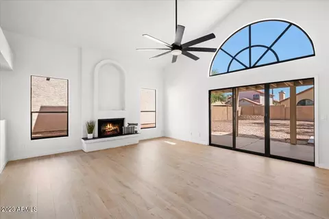 14437 S 41st Way, Phoenix, AZ 85044