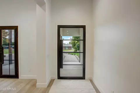 1506 E Tuckey Ln, Phoenix, AZ 85014 photo 17
