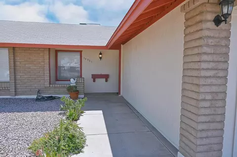 10837 W Kaler Dr, Glendale, AZ 85307