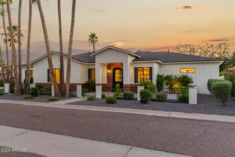 Exterior - 3222 E Georgia Ave, Phoenix, AZ 85018 photo 3 of 40