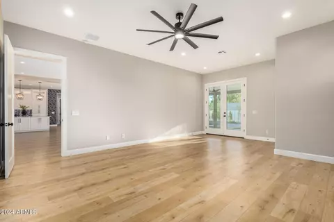 Living - 3222 E Georgia Ave, Phoenix, AZ 85018 photo 7 of 8