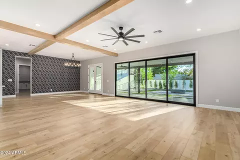 Living - 3222 E Georgia Ave, Phoenix, AZ 85018 photo 5 of 8