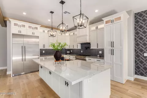 Kitchen - 3222 E Georgia Ave, Phoenix, AZ 85018 photo 1 of 4