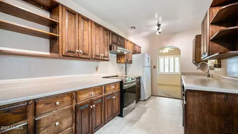 2511 E Cheery Lynn Rd, Phoenix, AZ 85016 photo 10