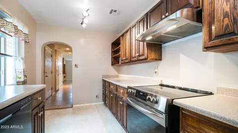 2511 E Cheery Lynn Rd, Phoenix, AZ 85016 photo 3