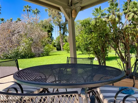 326 E Orangewood Ave, Phoenix, AZ 85020 photo 4