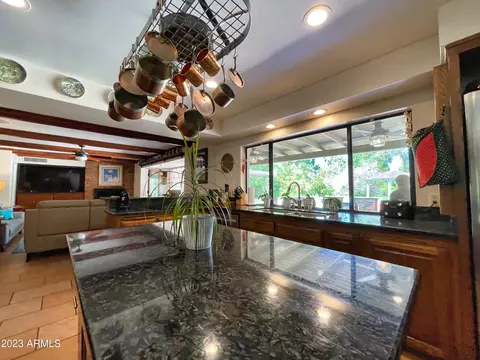 326 E Orangewood Ave, Phoenix, AZ 85020 photo 23