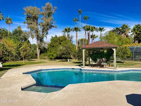 326 E Orangewood Ave, Phoenix, AZ 85020