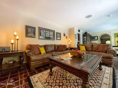 326 E Orangewood Ave, Phoenix, AZ 85020 photo 13
