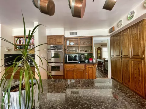326 E Orangewood Ave, Phoenix, AZ 85020 photo 19