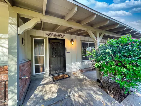 326 E Orangewood Ave, Phoenix, AZ 85020 photo 6