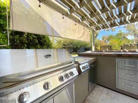 326 E Orangewood Ave, Phoenix, AZ 85020 photo 32
