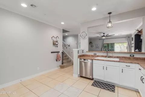 1539 E Joseph Way, Gilbert, AZ 85295 photo 13