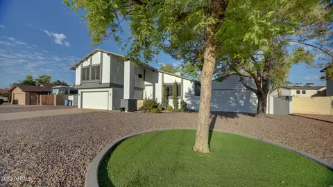 122 S Galaxy Dr, Chandler, AZ 85226