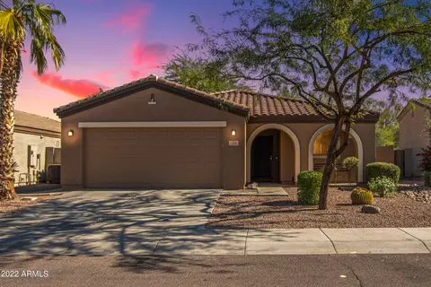 7411 S 37th Dr, Phoenix, AZ 85041