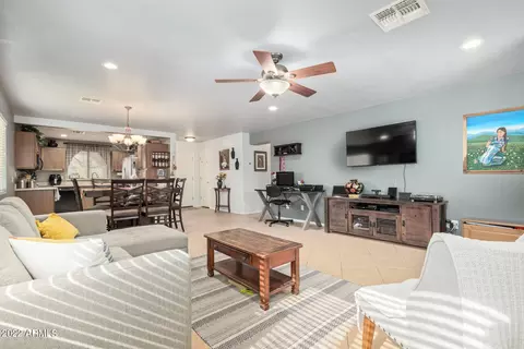 7411 S 37th Dr, Phoenix, AZ 85041 photo 7