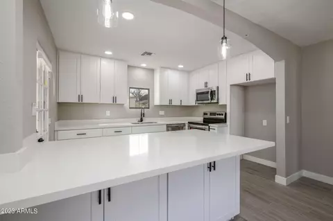 635 E 2nd St, Mesa, AZ 85203 photo 10