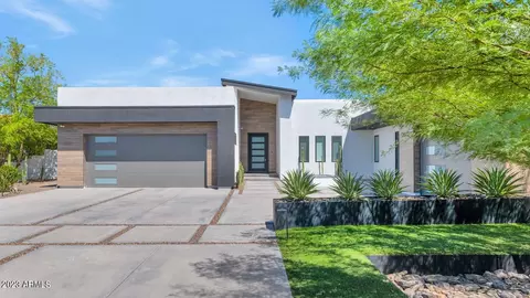 4214 E Marion Way, Phoenix, AZ 85018 photo 2