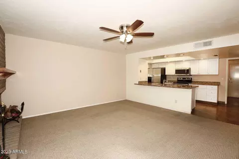 4637 E Walatowa St, Phoenix, AZ 85044 photo 7
