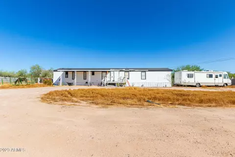 2131 N Monterey Dr, Apache Junction, AZ 85120