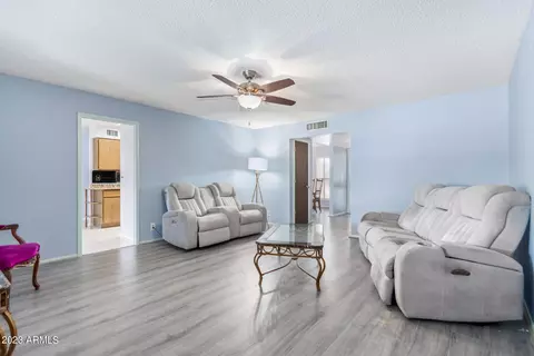 4545 Emerald Cir, Mesa, AZ 85206 photo 5