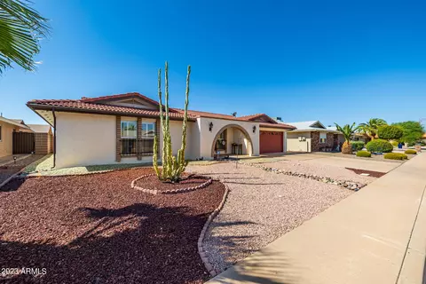 4545 Emerald Cir, Mesa, AZ 85206 photo 2
