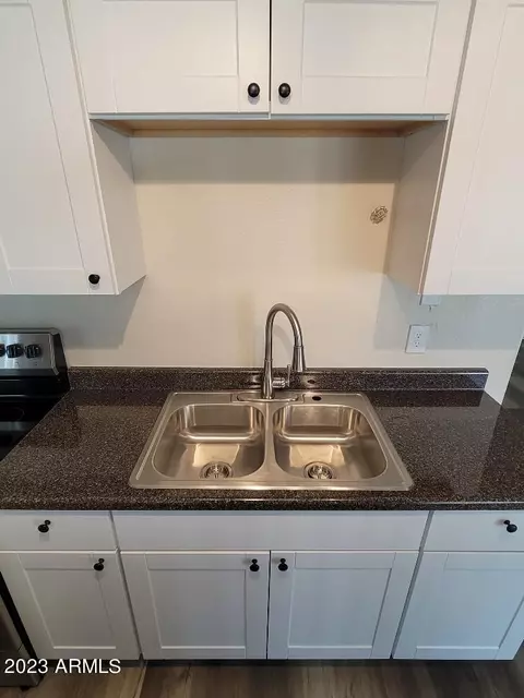 8113 W Weldon Ave, Phoenix, AZ 85033 photo 7