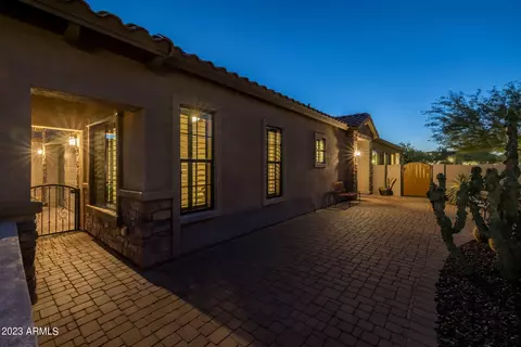 8824 E Ivy Cir, Mesa, AZ 85207 photo 8