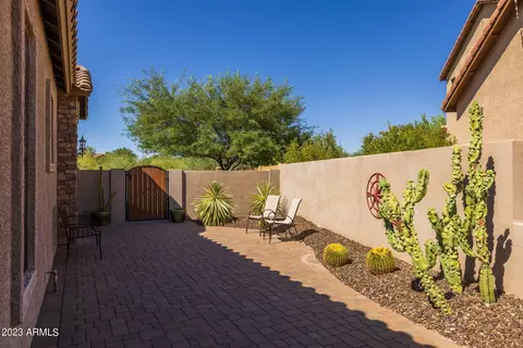 8824 E Ivy Cir, Mesa, AZ 85207 photo 10
