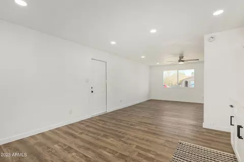 3726 E Janice Way, Phoenix, AZ 85032 photo 4