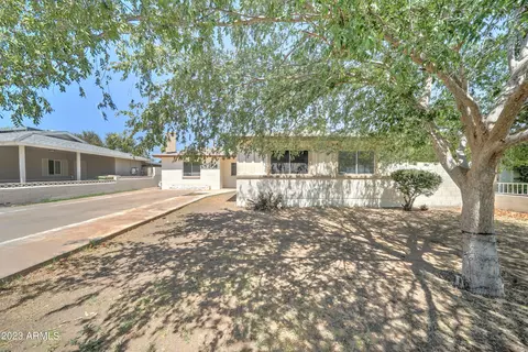4934 W Tuckey Ln, Glendale, AZ 85301