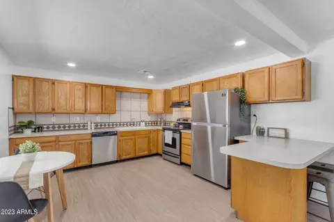 322 N 84th Pl, Mesa, AZ 85207 photo 9