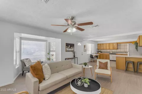 322 N 84th Pl, Mesa, AZ 85207 photo 4