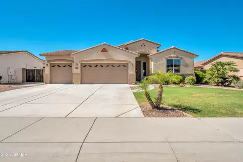 1013 W Brangus Way, San Tan Valley, AZ 85143
